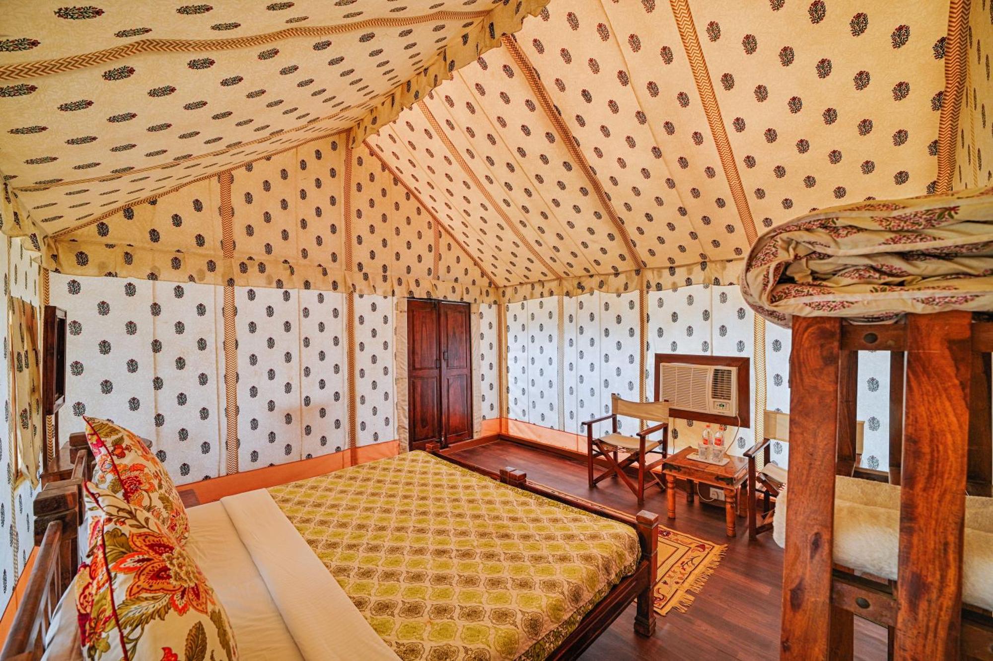 Winds Desert Camp 4*
