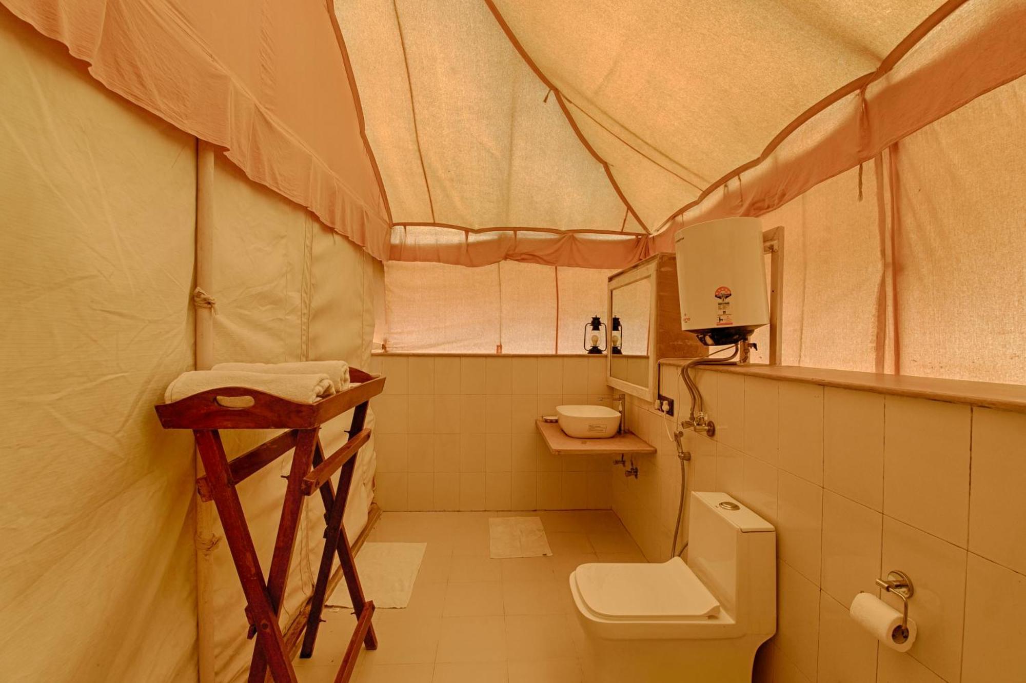Winds Desert Camp 4*